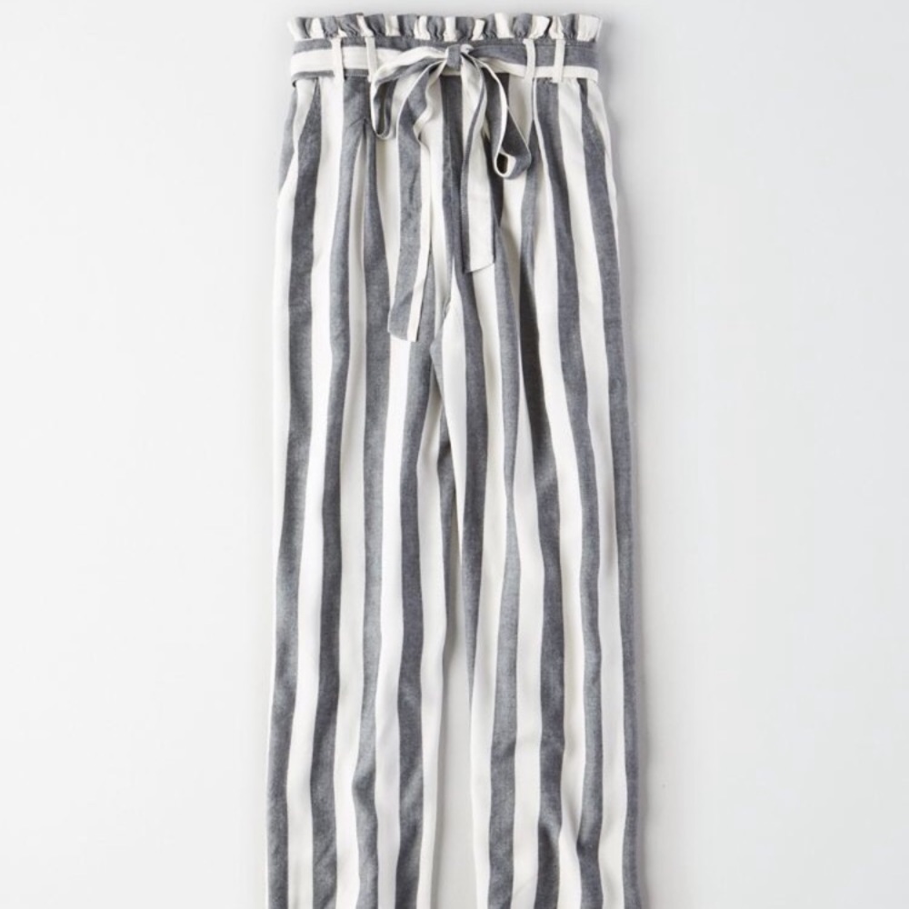 FLASH SALE🎊 American Eagle Festival styled Pants